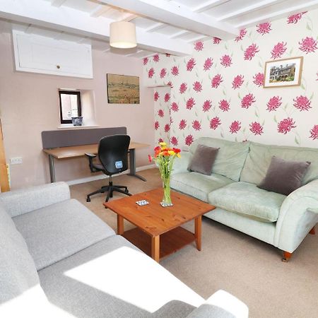 Dove Cottage Clowne Екстериор снимка