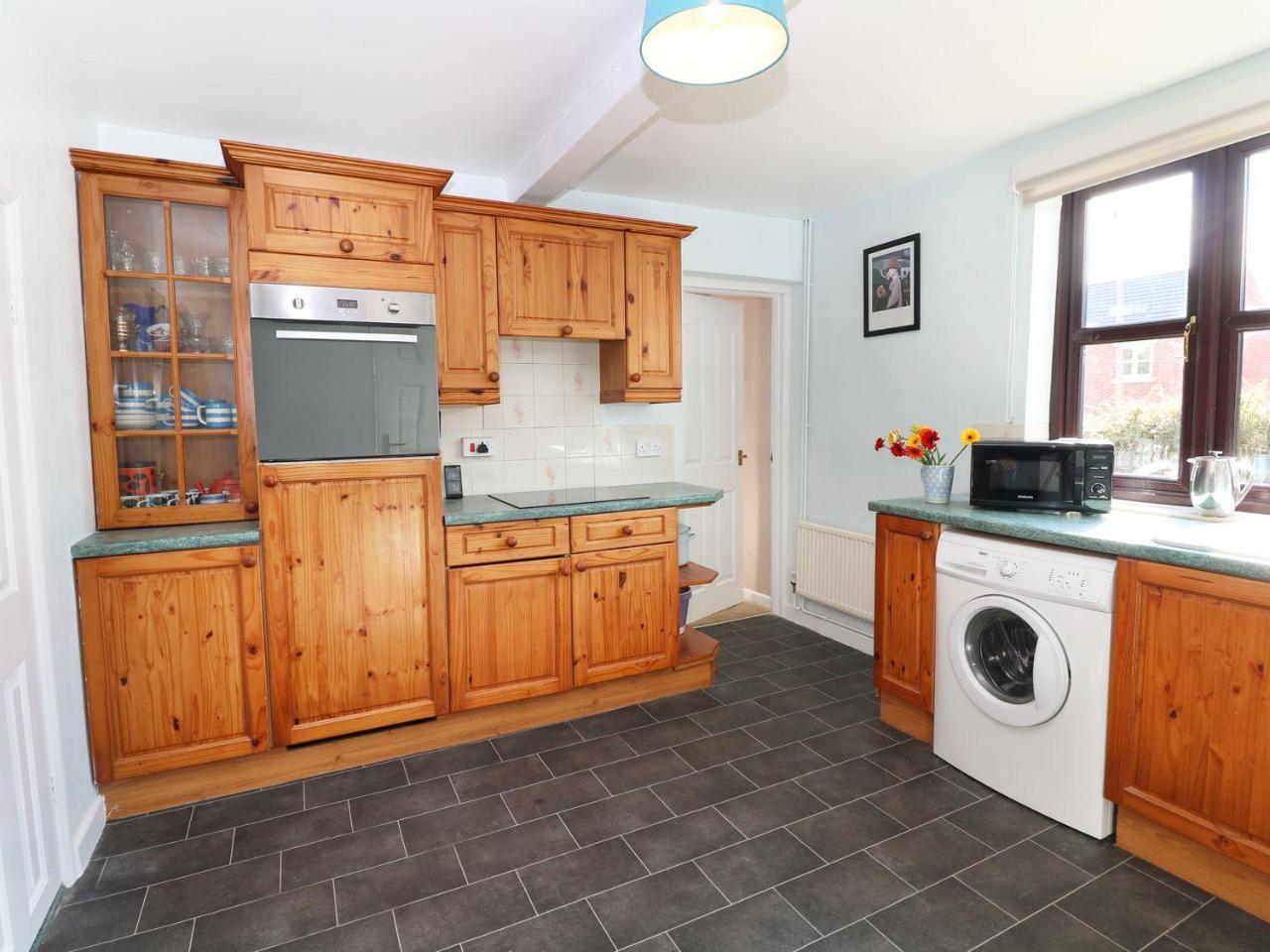 Dove Cottage Clowne Екстериор снимка